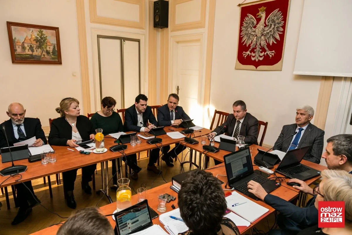 Rada miasta odrzuciła podwyżki opłat za odpady komunalne (zdjęcia, wideo)