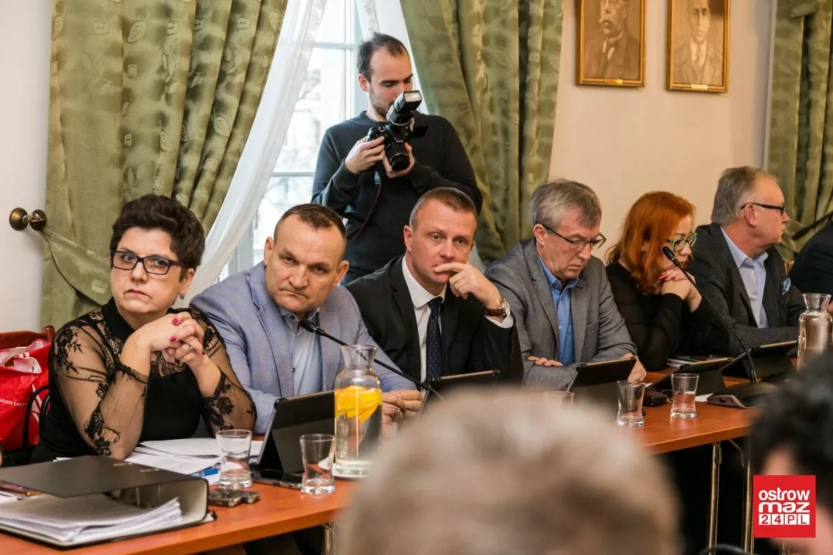 Rada miasta odrzuciła podwyżki opłat za odpady komunalne (zdjęcia, wideo)