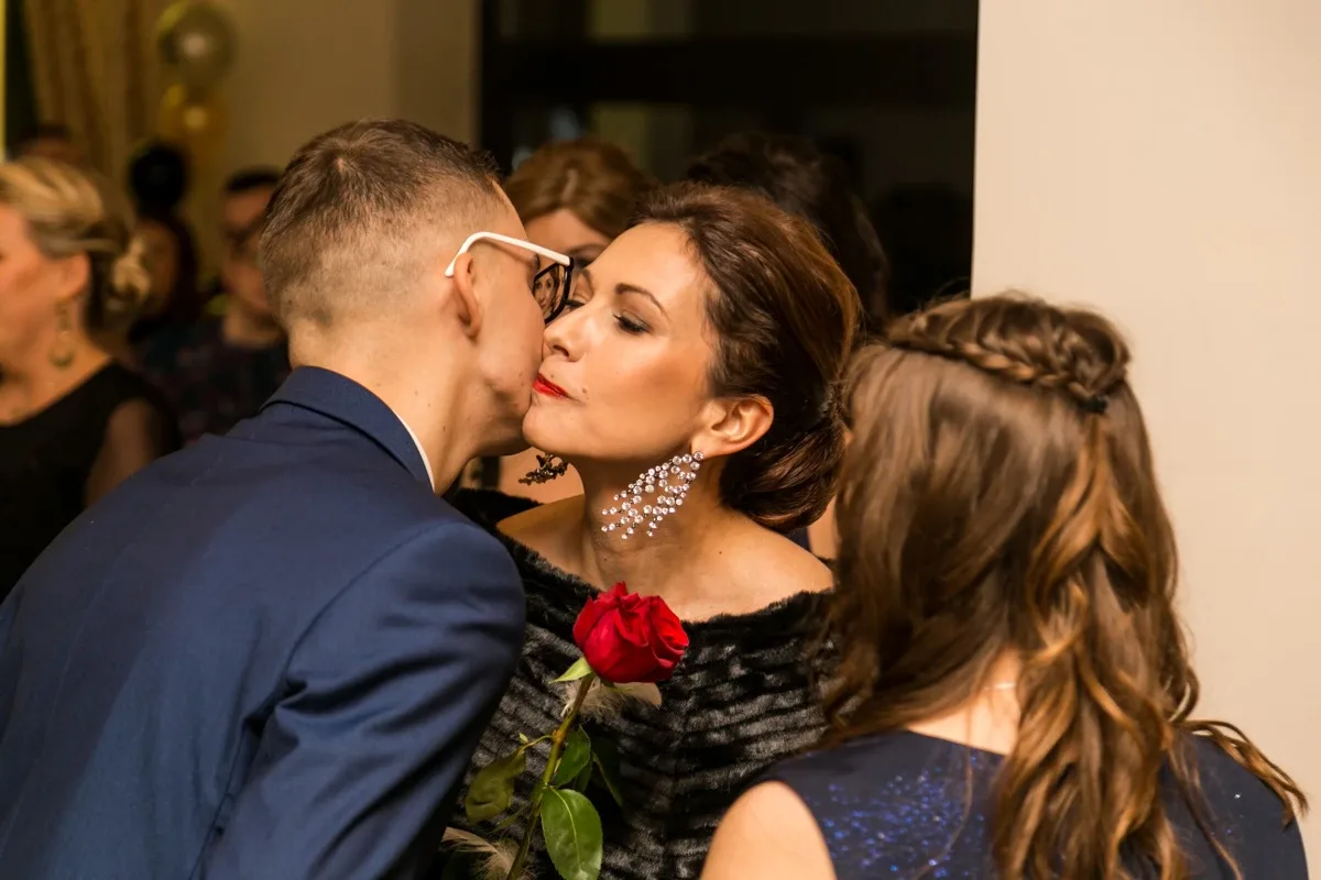 Studniówka maturzystów ostrowskiego Rubinka (zdjęcia, wideo)
