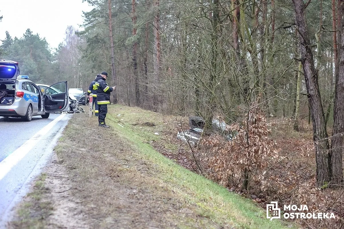 Poważny wypadek w Czerwinie. Poszkodowane dzieci (zdjęcia)