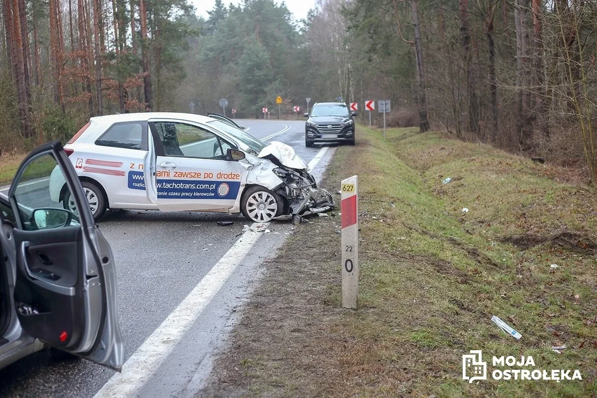 Poważny wypadek w Czerwinie. Poszkodowane dzieci (zdjęcia)