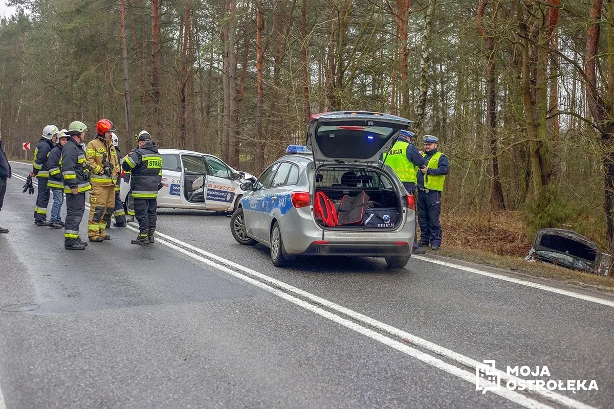 Poważny wypadek w Czerwinie. Poszkodowane dzieci (zdjęcia)