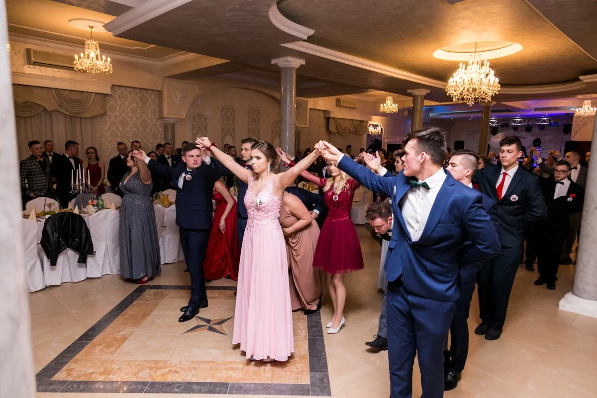 Zobacz studniówkę maturzystów ZS w Małkini (zdjęcia, wideo)