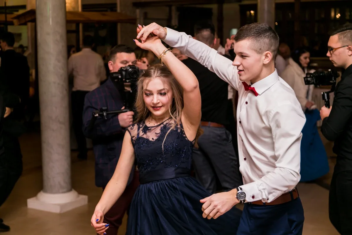 Zobacz studniówkę maturzystów ZS w Małkini (zdjęcia, wideo)