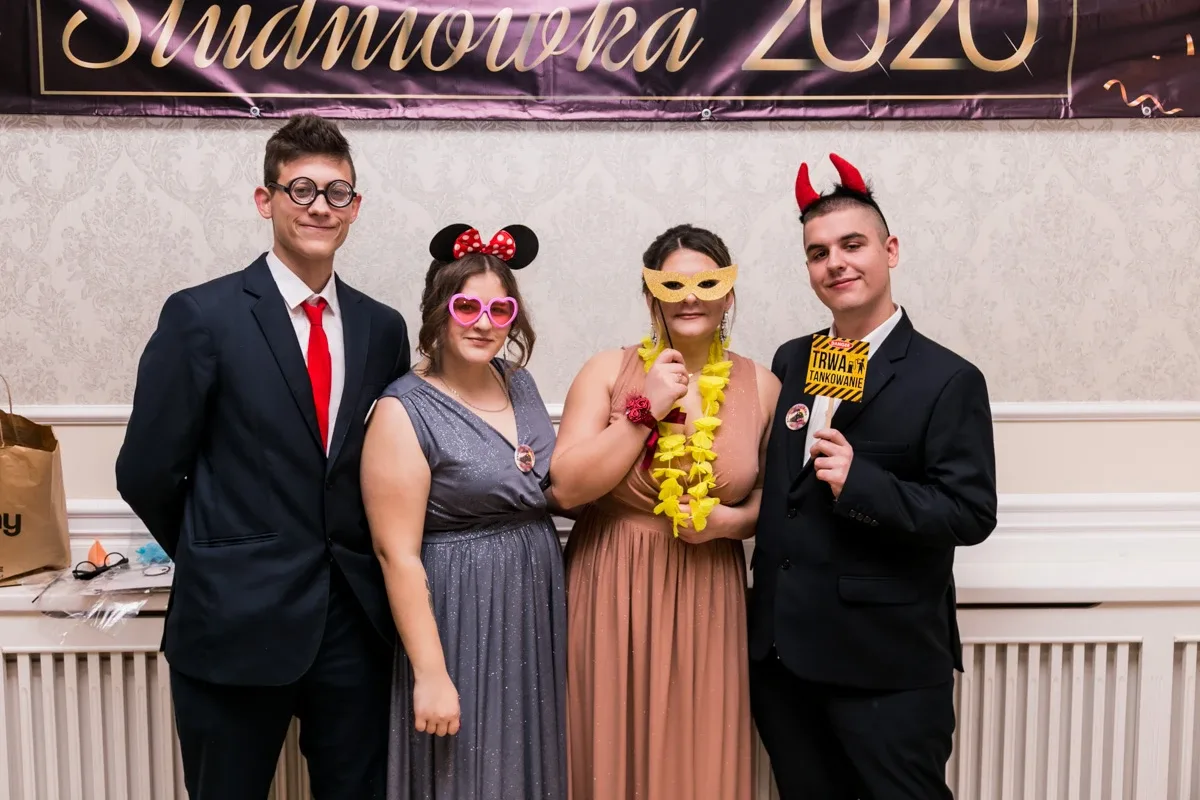 Zobacz studniówkę maturzystów ZS w Małkini (zdjęcia, wideo)