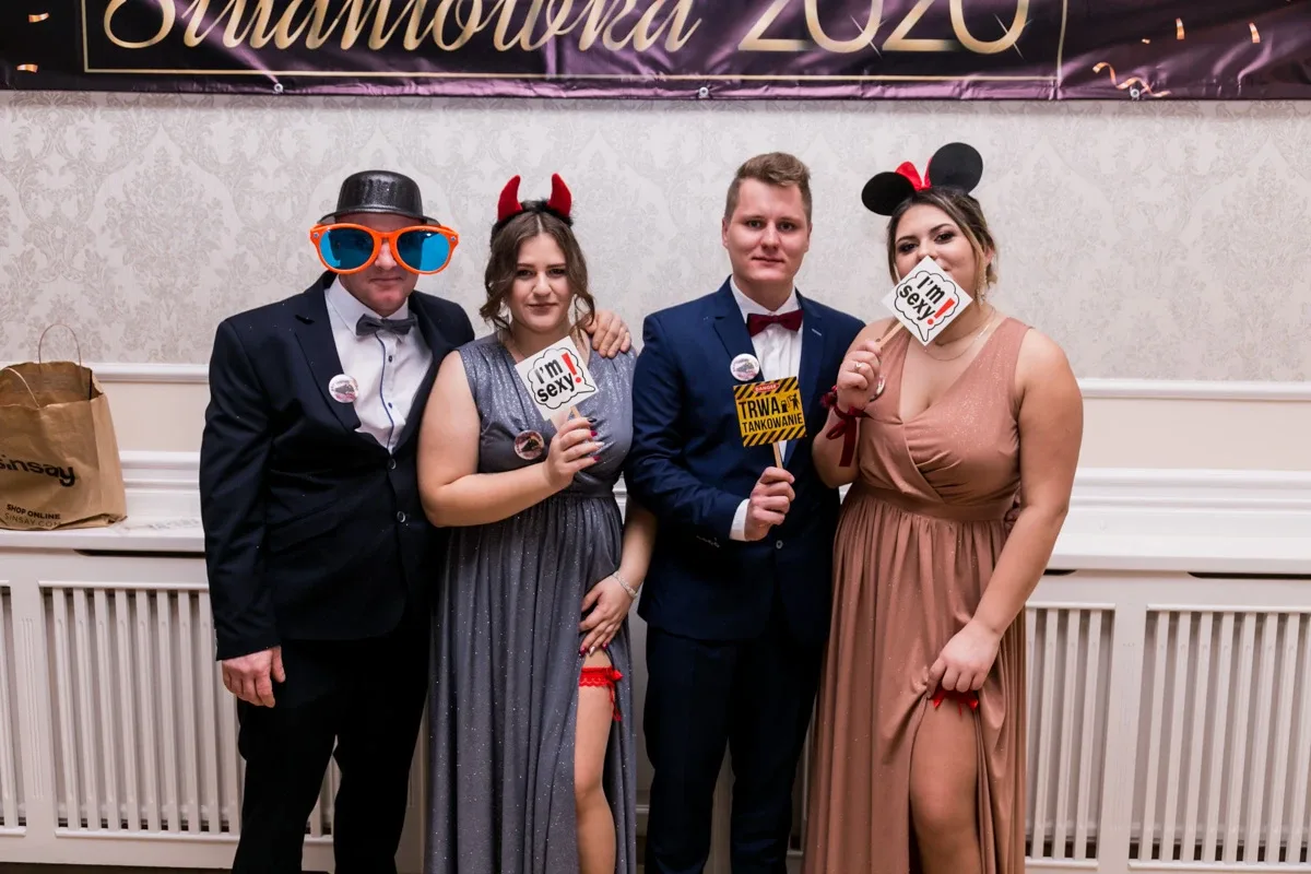 Zobacz studniówkę maturzystów ZS w Małkini (zdjęcia, wideo)