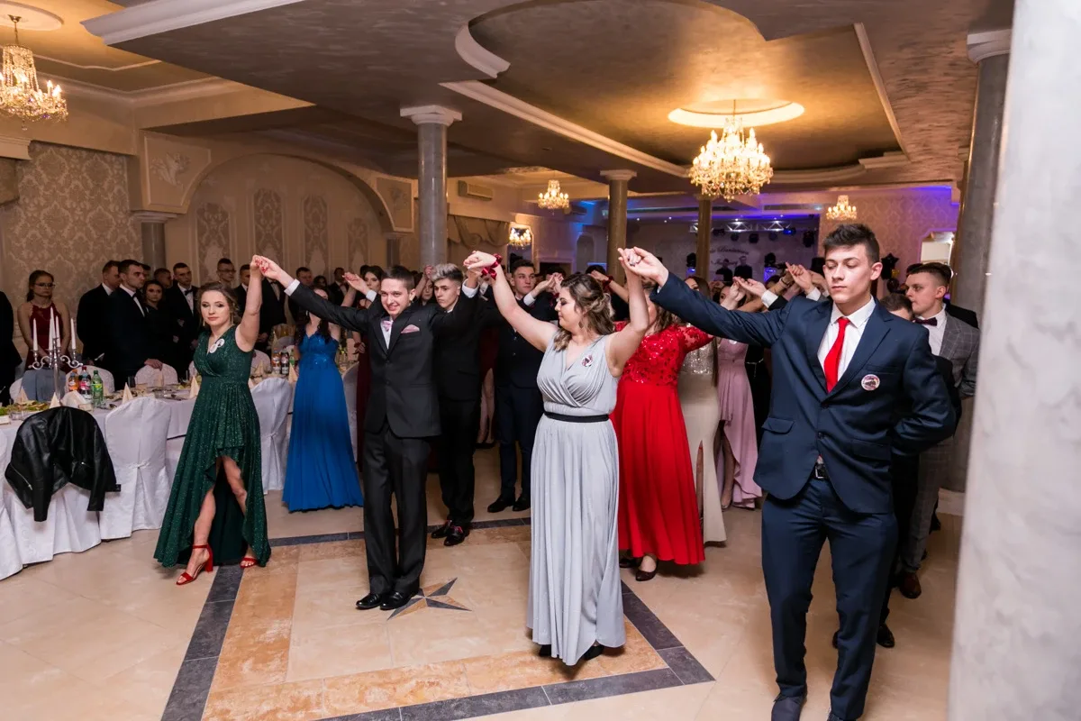 Bal maturalny uczniów CKR w Starym Lubiejewie (zdjęcia, wideo)