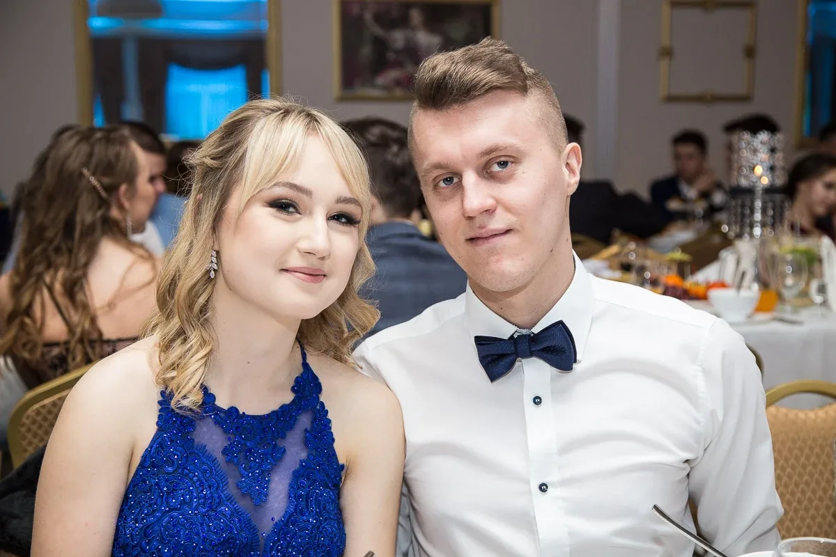 Poloneza czas zacząć - studniówka Ekonomika (zdjęcia, wideo)