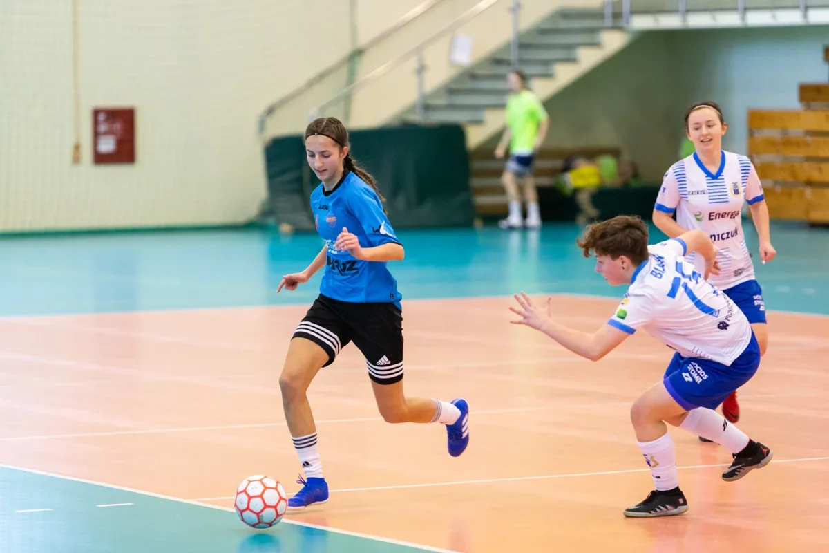 KS Raszyn zdominował Jantar Cup. Grała też Ostrovia (zdjęcia, wideo)