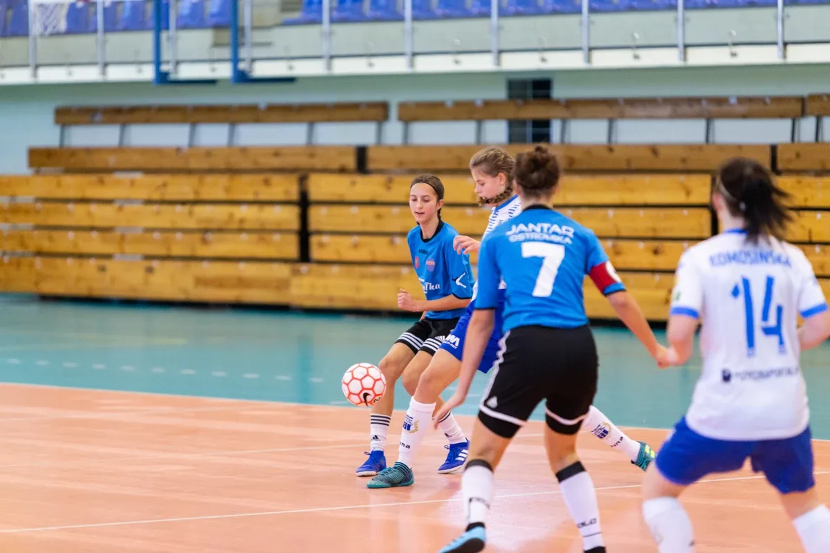 KS Raszyn zdominował Jantar Cup. Grała też Ostrovia (zdjęcia, wideo)