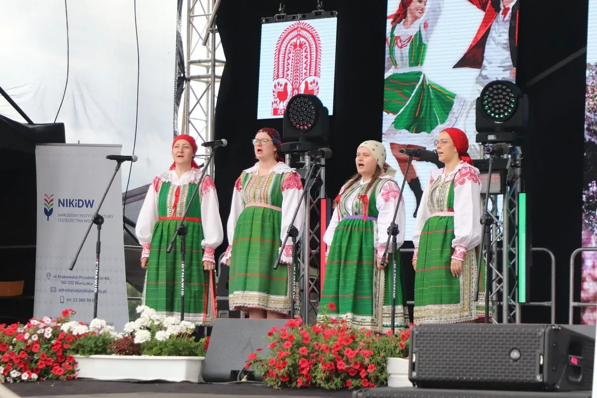 (szkiiic) Drugi dzień 46. Dni Broku i Puszczy Białej za nami. Było ludowo, rodzinnie i z tradycją