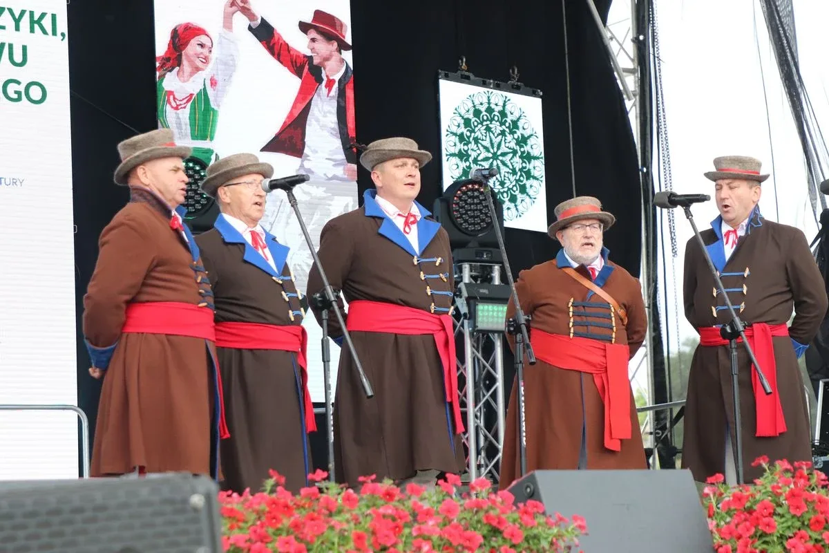 (szkiiic) Drugi dzień 46. Dni Broku i Puszczy Białej za nami. Było ludowo, rodzinnie i z tradycją