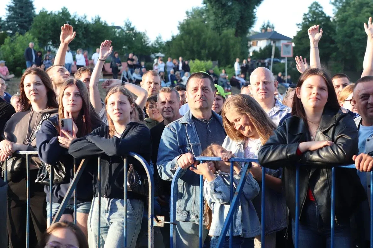 (szkiiiic) Koncertowy pierwszy dzień 46. Dni Broku i Puszczy Białej za nami. Publiczność bawiła się do późna (zdjęcia, wideo)