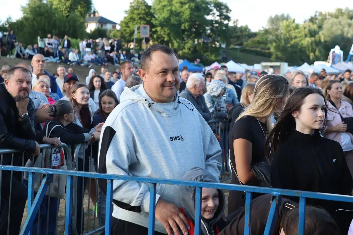 (szkiiiic) Koncertowy pierwszy dzień 46. Dni Broku i Puszczy Białej za nami. Publiczność bawiła się do późna (zdjęcia, wideo)