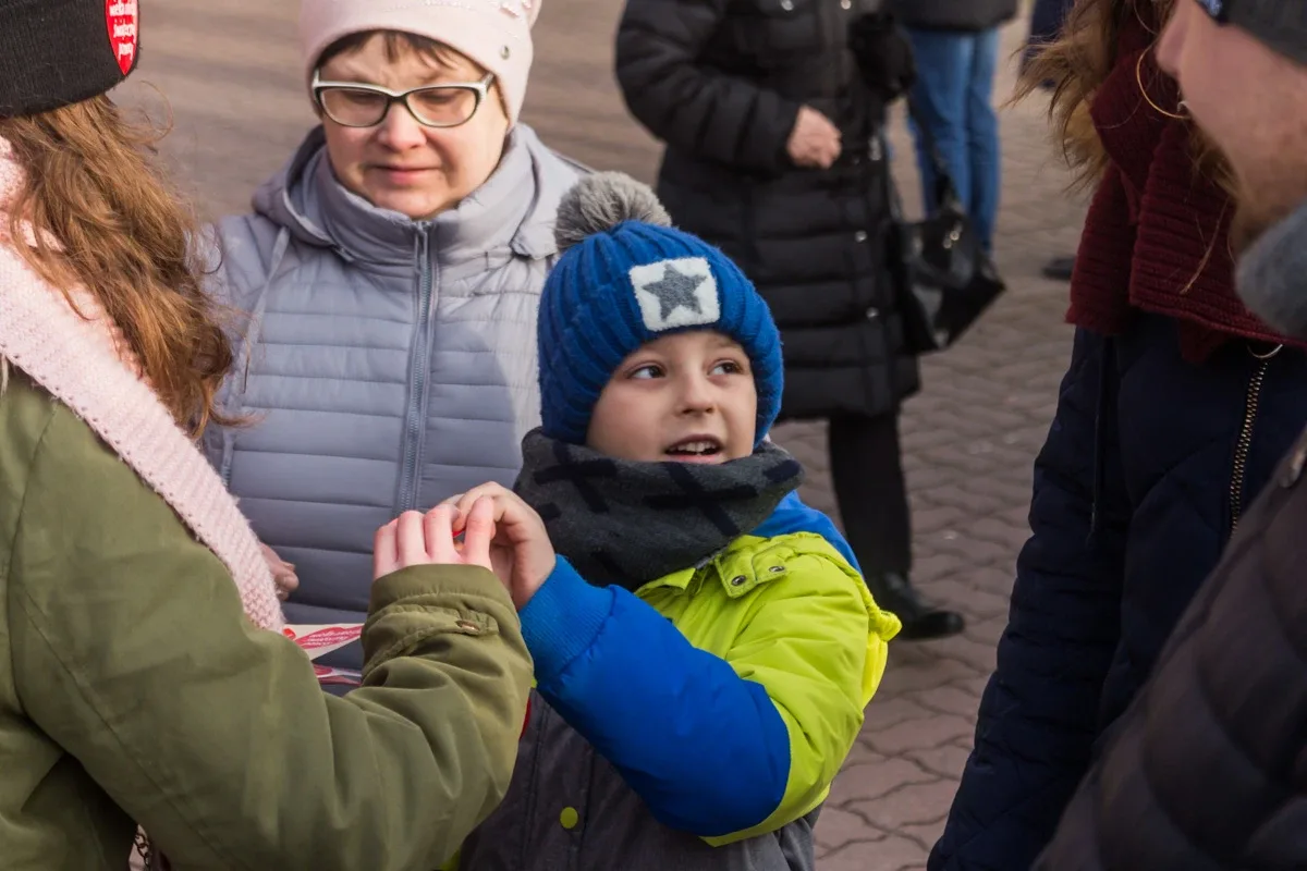 W Ostrowi zebrano już ponad 22 tys. złotych na WOŚP (zdjęcia)