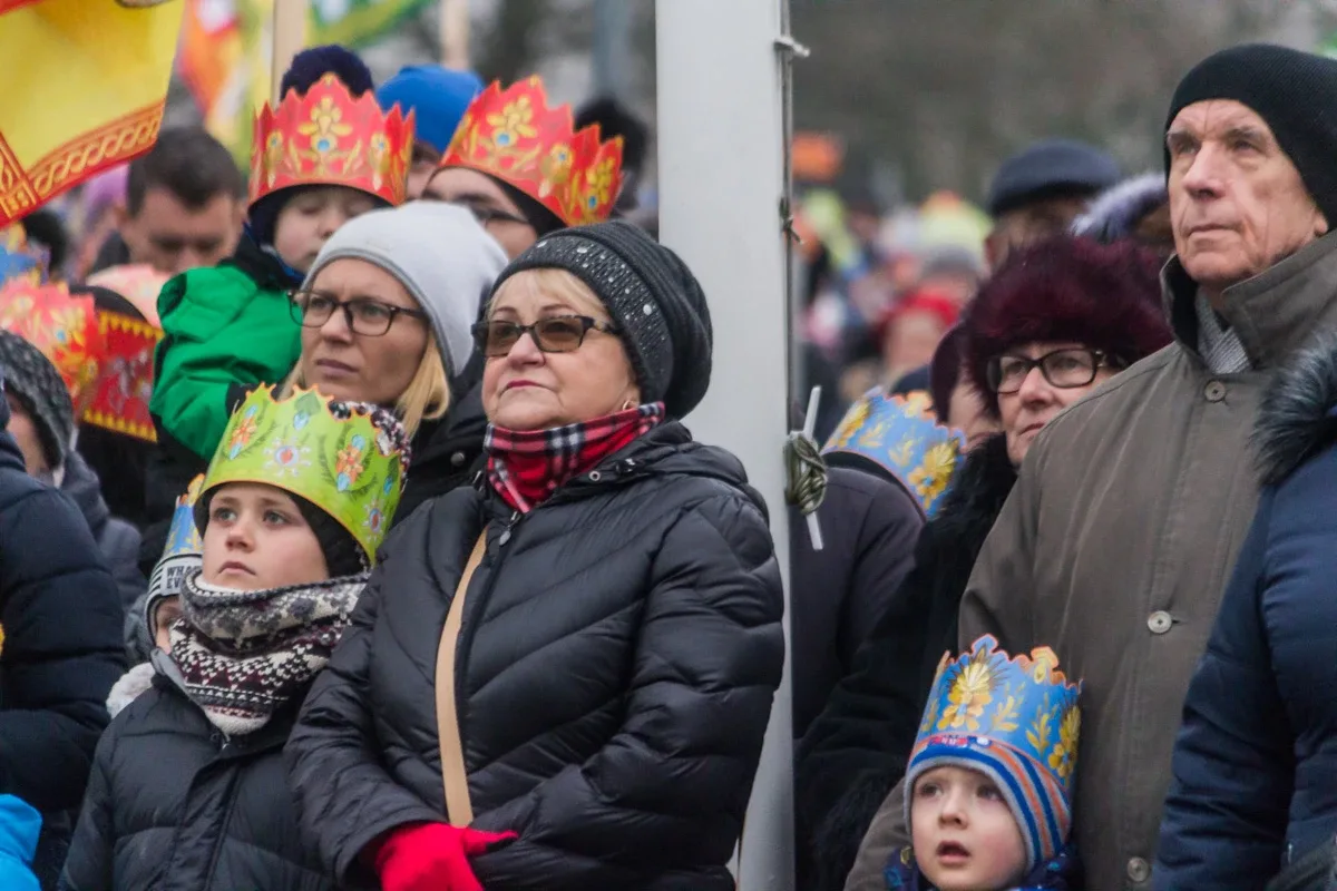 Trzech Króli, anioły i demony - zobacz jak wyglądał Orszak Trzech Króli w Ostrowi Mazowieckiej (zdjęcia, wideo)