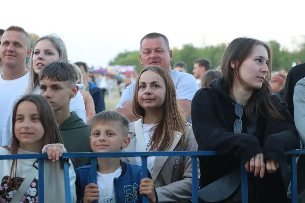 (szkiiiic) Koncertowy pierwszy dzień 46. Dni Broku i Puszczy Białej za nami. Publiczność bawiła się do późna (zdjęcia, wideo)