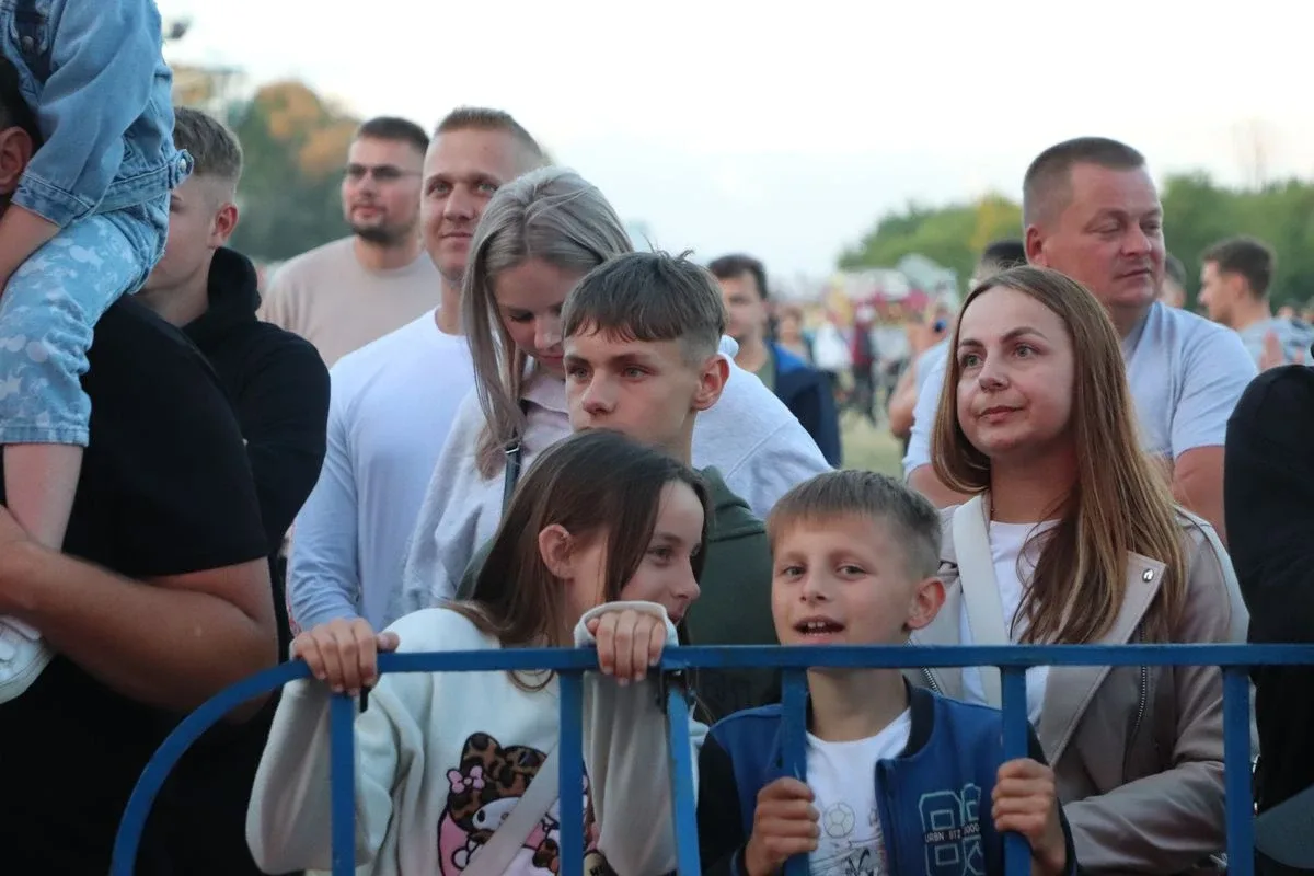 (szkiiiic) Koncertowy pierwszy dzień 46. Dni Broku i Puszczy Białej za nami. Publiczność bawiła się do późna (zdjęcia, wideo)