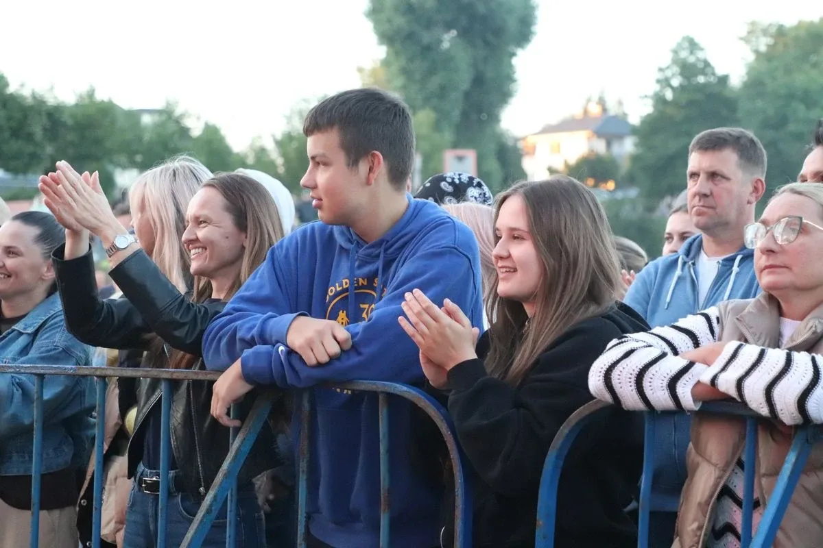 (szkiiiic) Koncertowy pierwszy dzień 46. Dni Broku i Puszczy Białej za nami. Publiczność bawiła się do późna (zdjęcia, wideo)