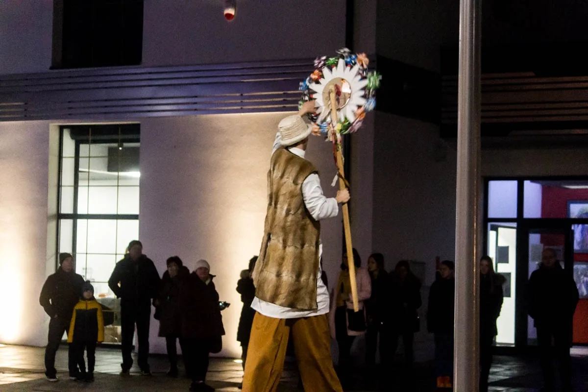 Happening Krakowskiego Teatru Ulicznego (zdjęcia, wideo)
