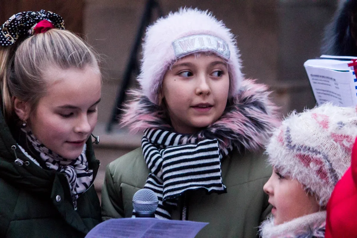 "Ulica świąteczna" przed miejskim ratuszem (zdjęcia)