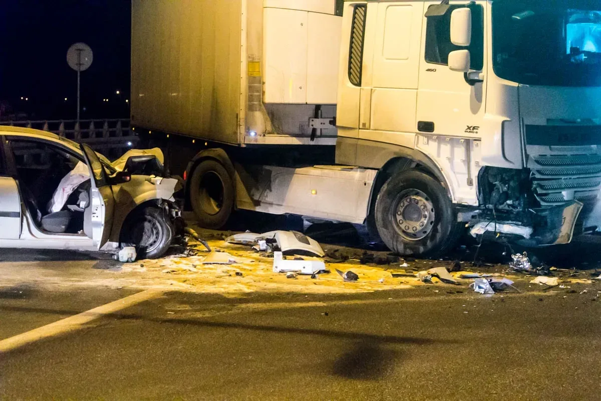 Szczegóły wypadku przy Lubiejewskiej. Białorusin wymusił pierwszeństwo