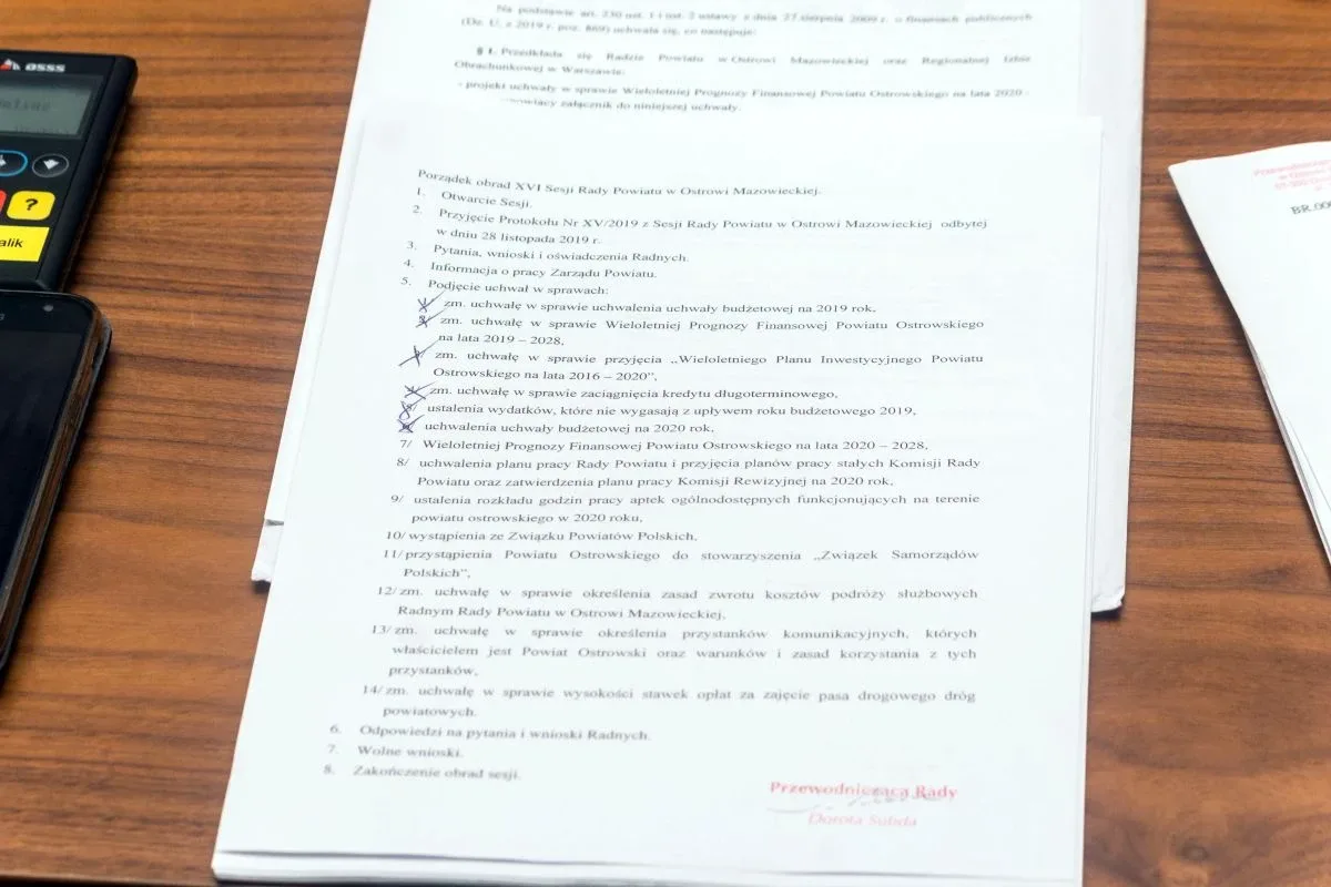 Radni powiatu zatwierdzili budżet na przyszły rok (zdjęcia, wideo)