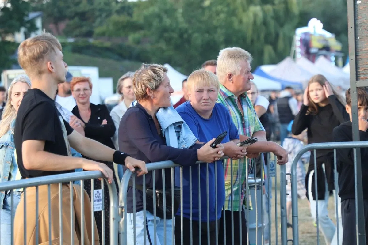 (szkiiiic) Koncertowy pierwszy dzień 46. Dni Broku i Puszczy Białej za nami. Publiczność bawiła się do późna (zdjęcia, wideo)