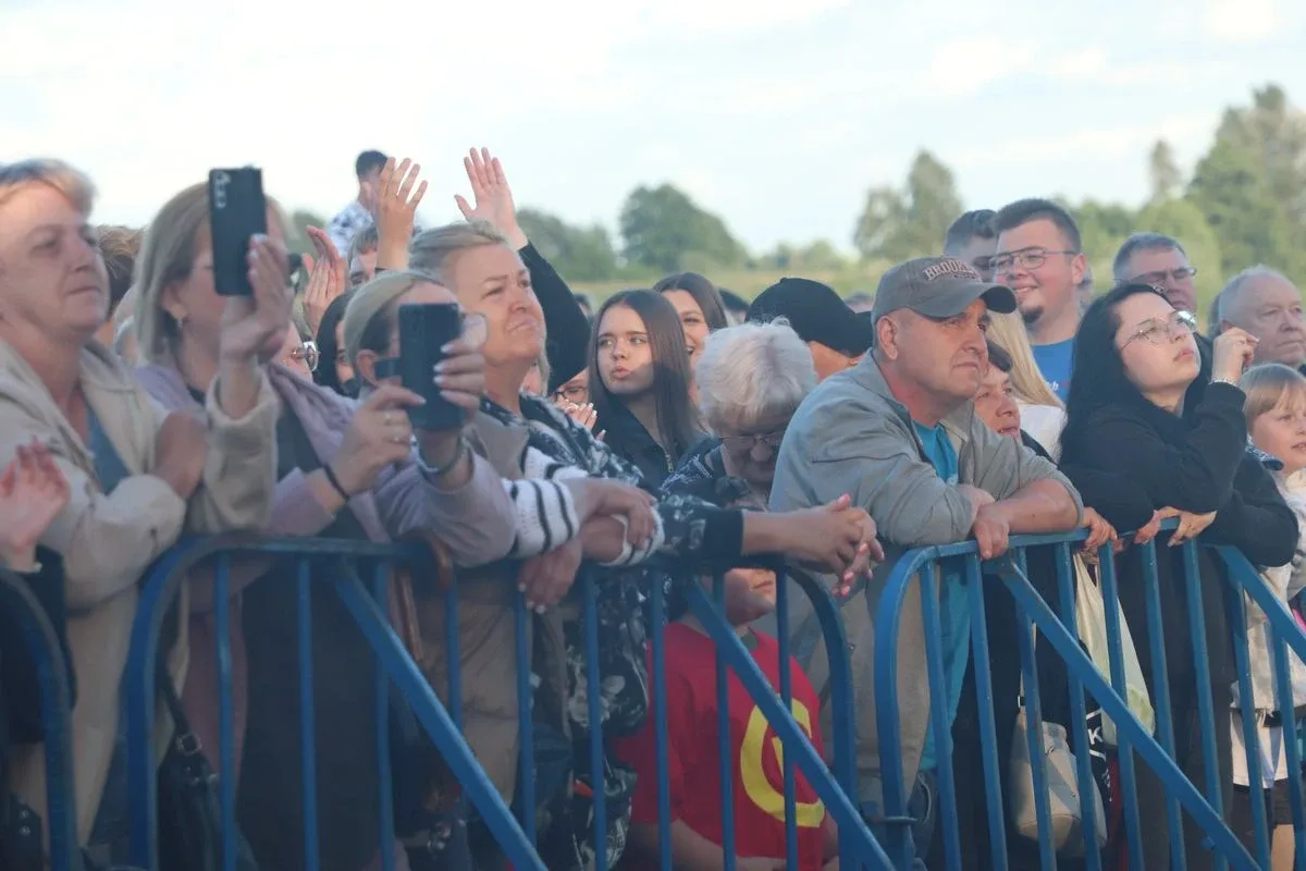 (szkiiiic) Koncertowy pierwszy dzień 46. Dni Broku i Puszczy Białej za nami. Publiczność bawiła się do późna (zdjęcia, wideo)
