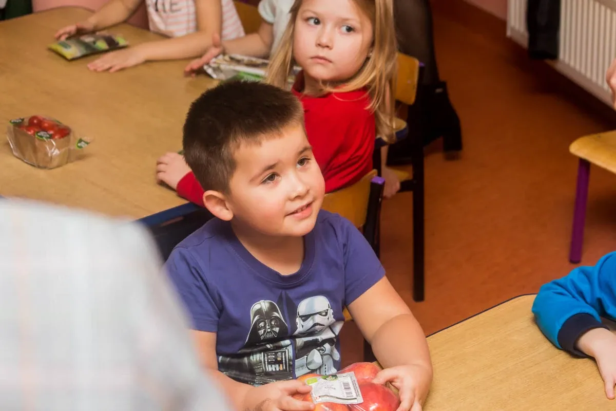"Skąd się biorą produkty ekologiczne". Program edukacyjny w ostrowskim przedszkolu (zdjęcia)
