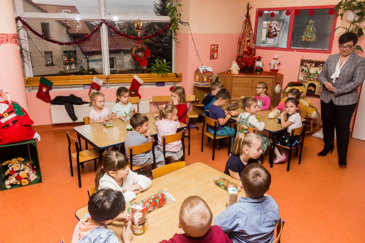 "Skąd się biorą produkty ekologiczne". Program edukacyjny w ostrowskim przedszkolu (zdjęcia)