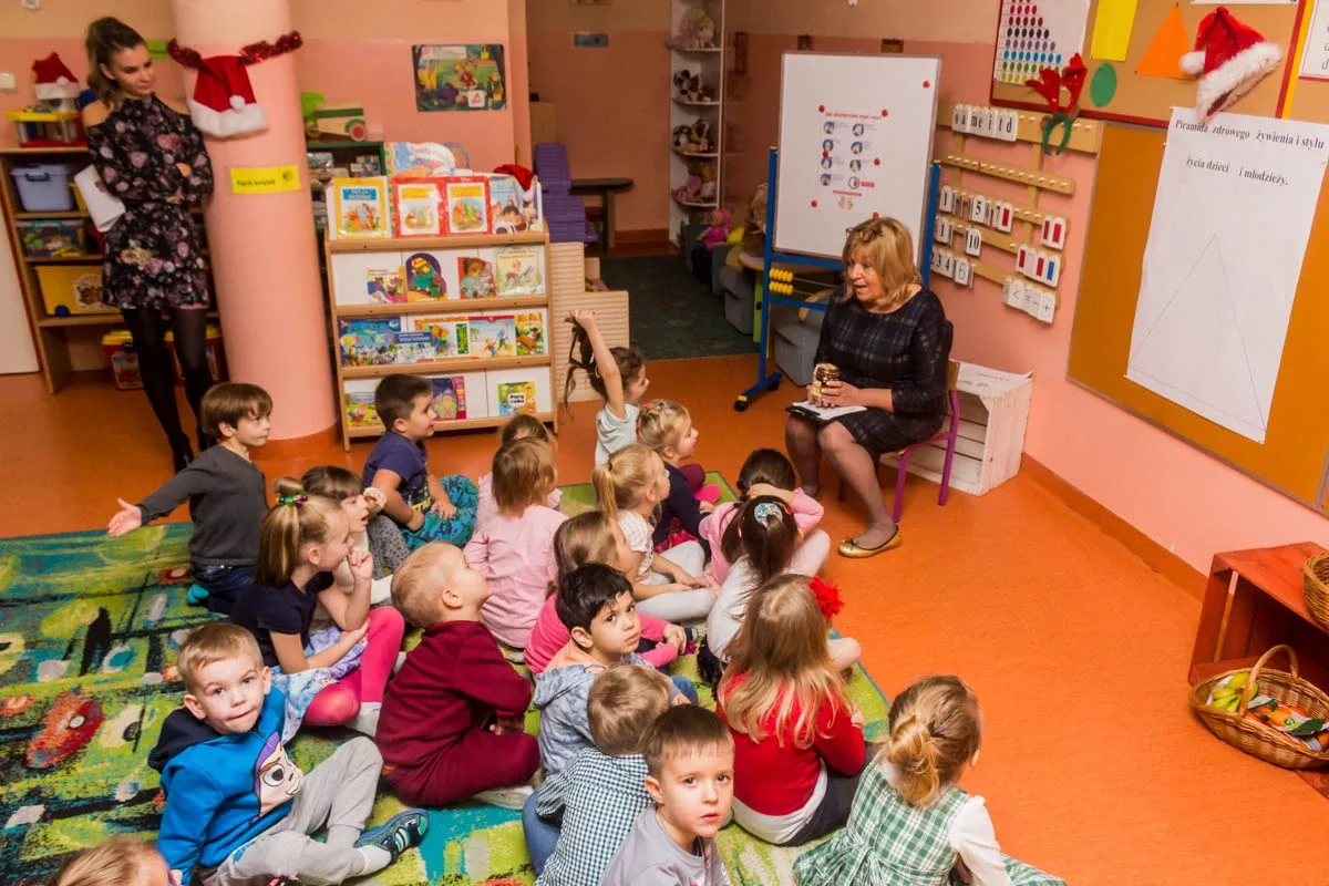 "Skąd się biorą produkty ekologiczne". Program edukacyjny w ostrowskim przedszkolu (zdjęcia)