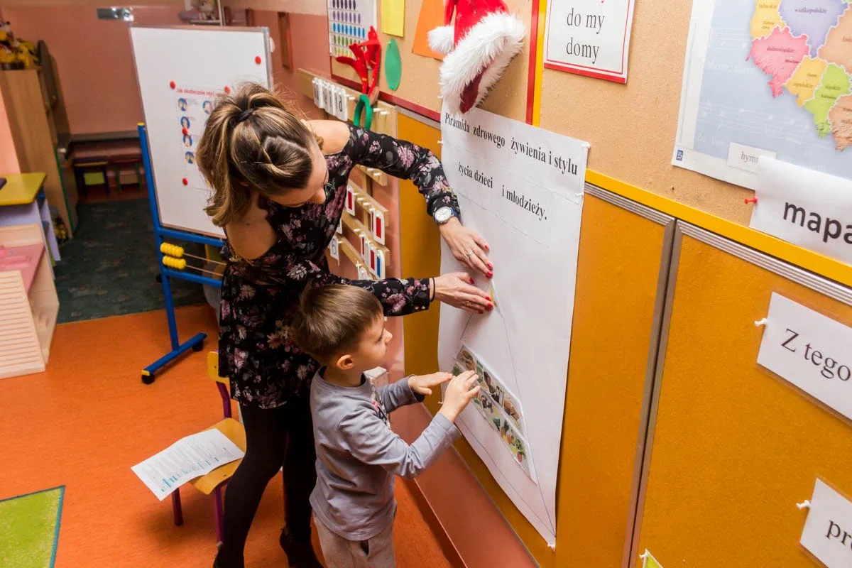 "Skąd się biorą produkty ekologiczne". Program edukacyjny w ostrowskim przedszkolu (zdjęcia)