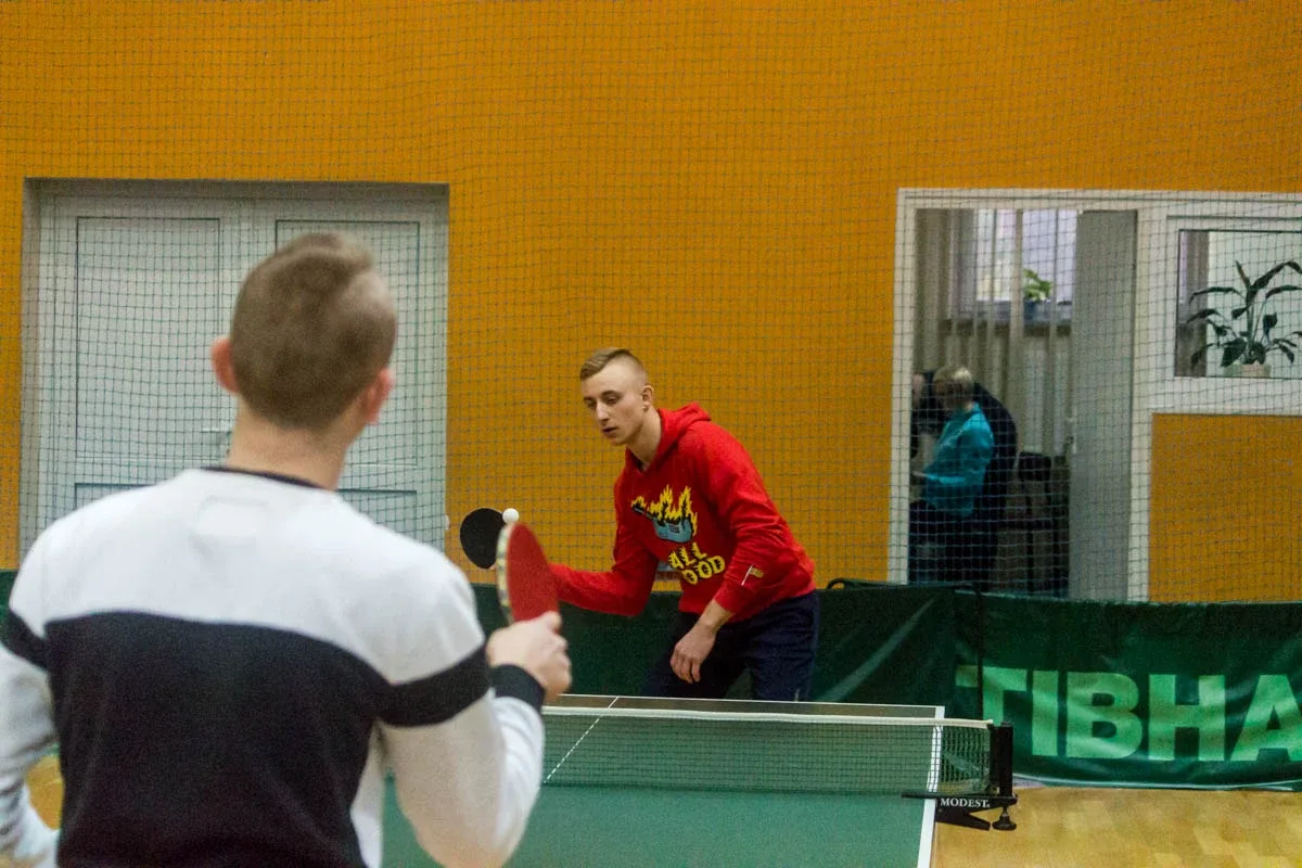 Turniej tenisa stołowego w Nagoszewie. Poznaj wyniki (zdjęcia, wideo)