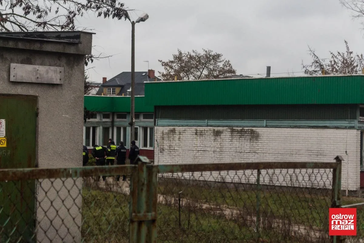 Pożar w byłej szkole przy ulicy Partyzantów (zdjęcia)