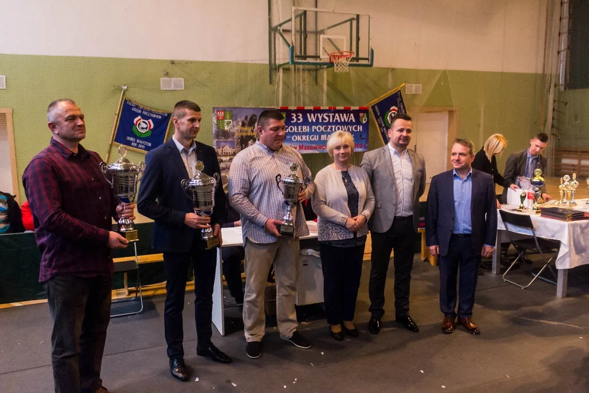 Hodowcy zaprezentowali swoje ptaki w Ostrowi Mazowieckiej (zdjęcia, wideo)