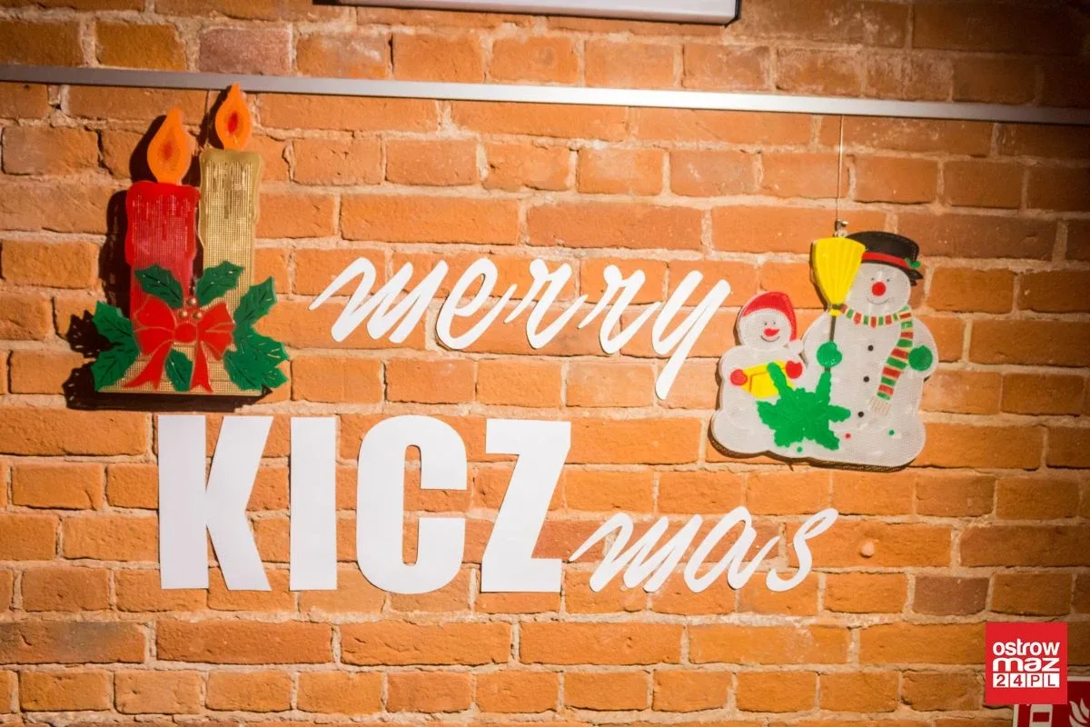 "Merry Kiczmas". Wystawa w Jatkach zainaugurowana (zdjęcia, wideo)
