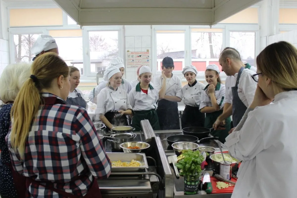 "Kuchnia włoska" w małkińskim Zespole Szkół (zdjęcia)