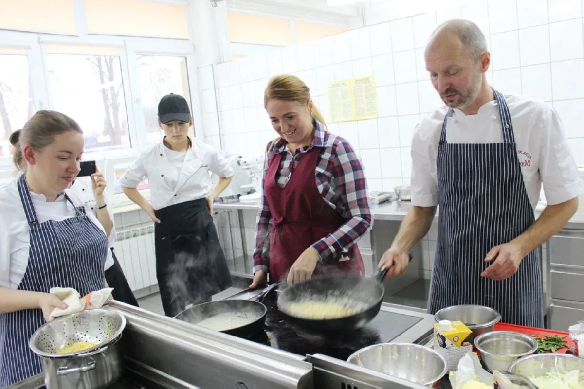 "Kuchnia włoska" w małkińskim Zespole Szkół (zdjęcia)