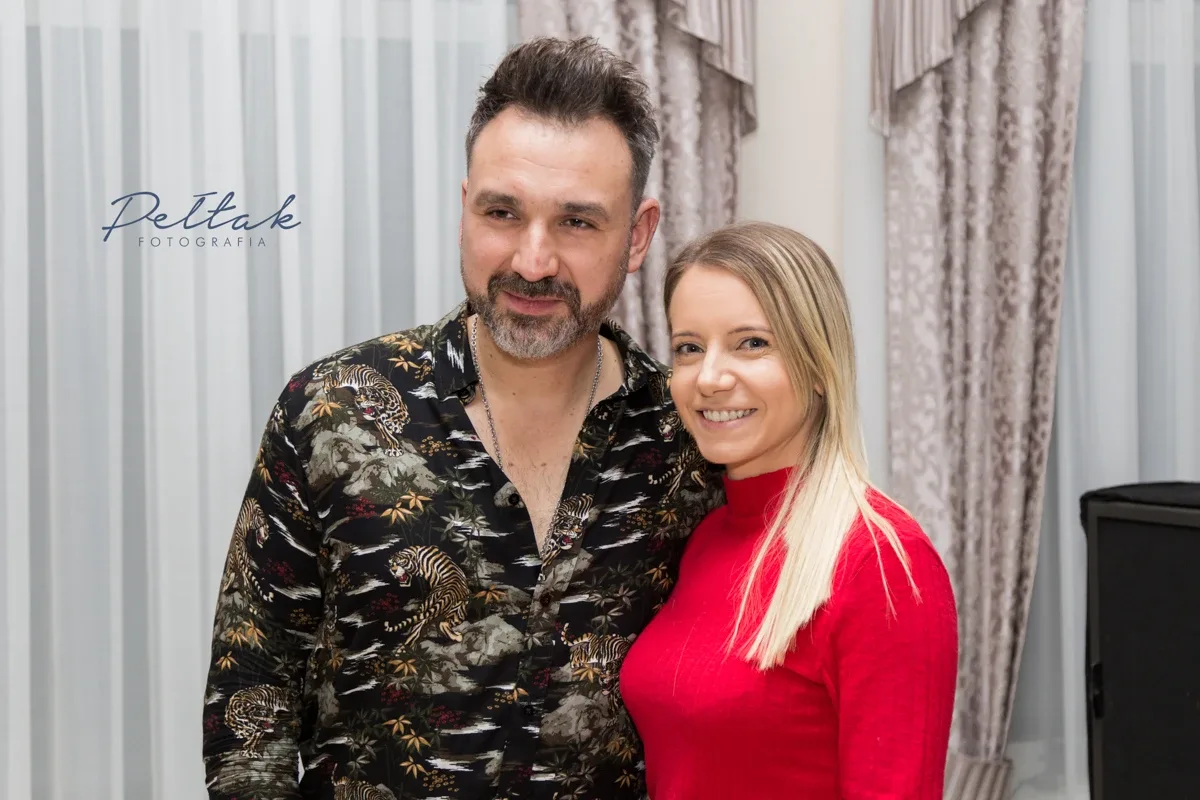 Ostrów Mazowiecka zaczarowana. Rozbrzmiał talent Mateusza Ziółki (zdjęcia, wideo)