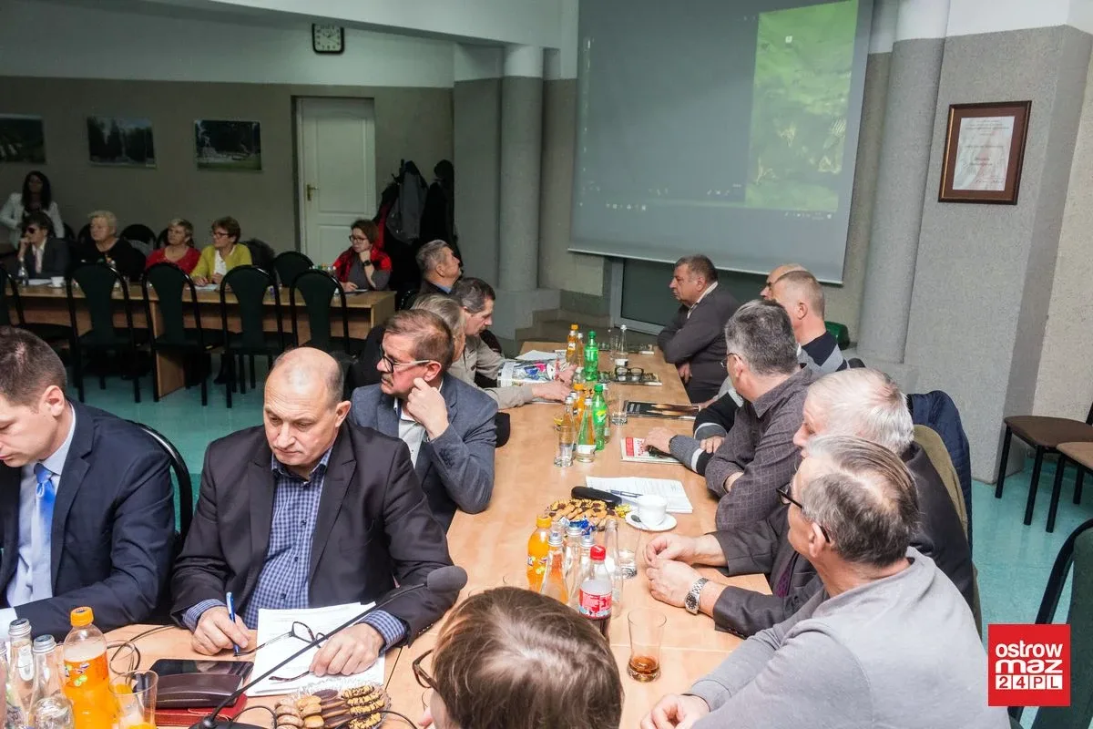Rada gminy podniosła podatki od nieruchomości (zdjęcia, wideo)