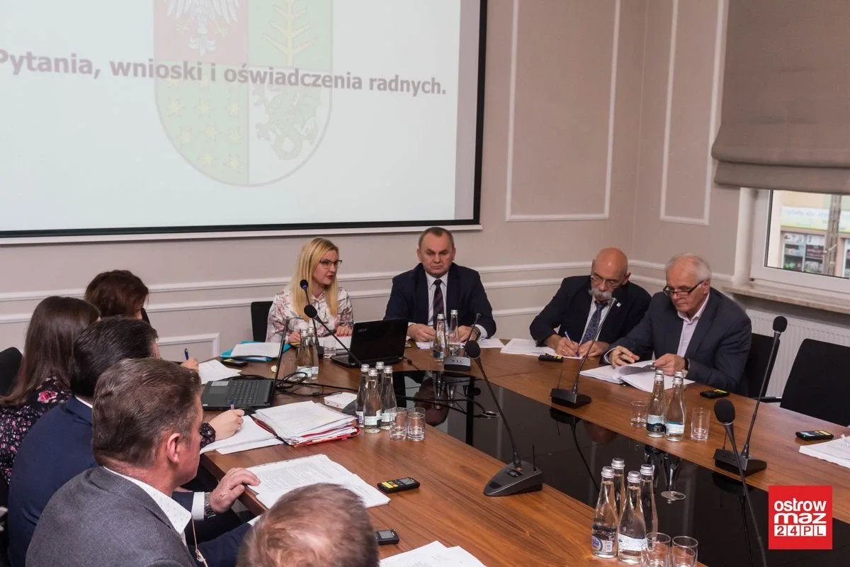 Powiat pokrył dług ostrowskiego szpitala (zdjęcia, wideo)