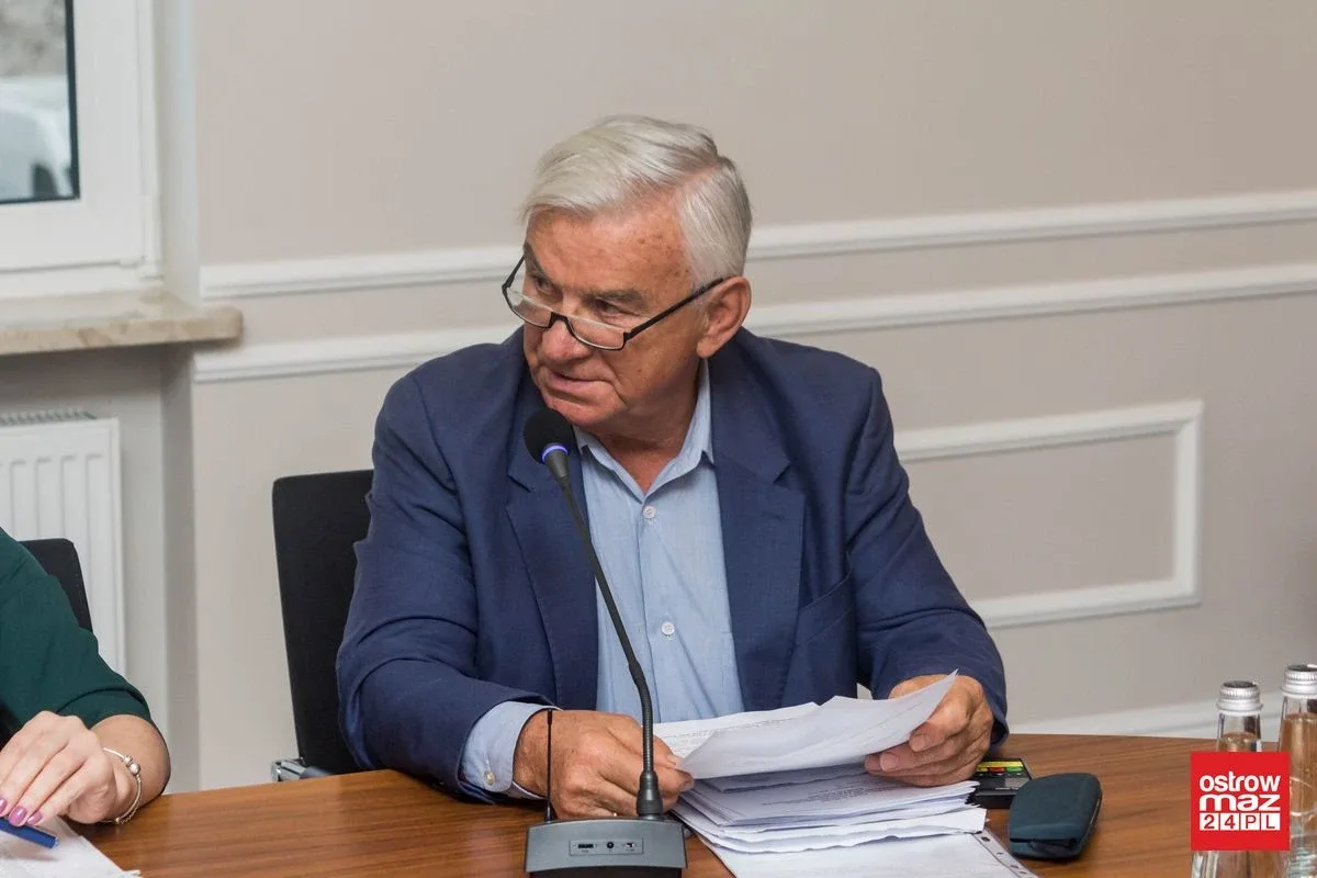 Powiat pokrył dług ostrowskiego szpitala (zdjęcia, wideo)