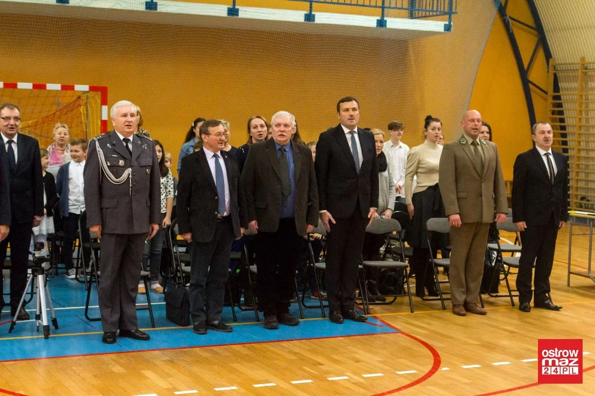Ślubowanie uczniów Technikum Lotniczego w Nagoszewie (zdjęcia, wideo)