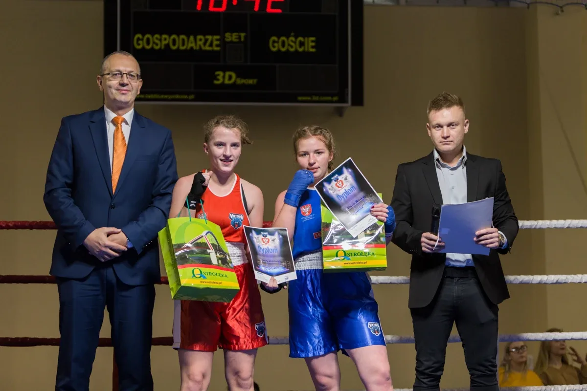 Sześć walk bokserów UOLKA podczas "Soboty Bokserskiej" (zdjęcia, wideo)