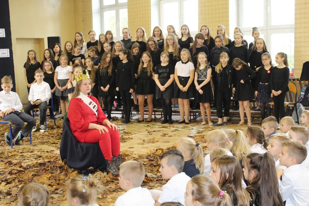 Święto Niepodległej w ostrowskiej "jedynce" (zdjęcia)