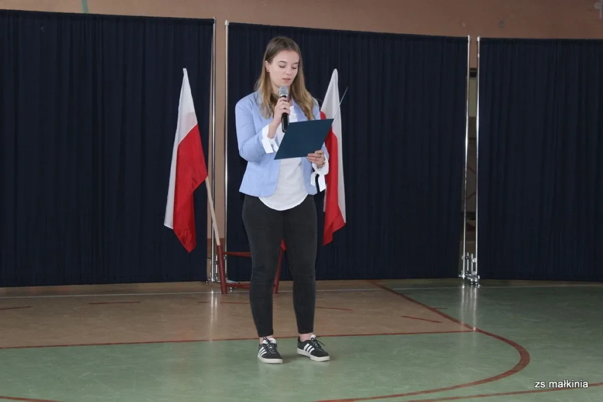 Święto niepodległości w małkińskim Staszicu (zdjęcia)