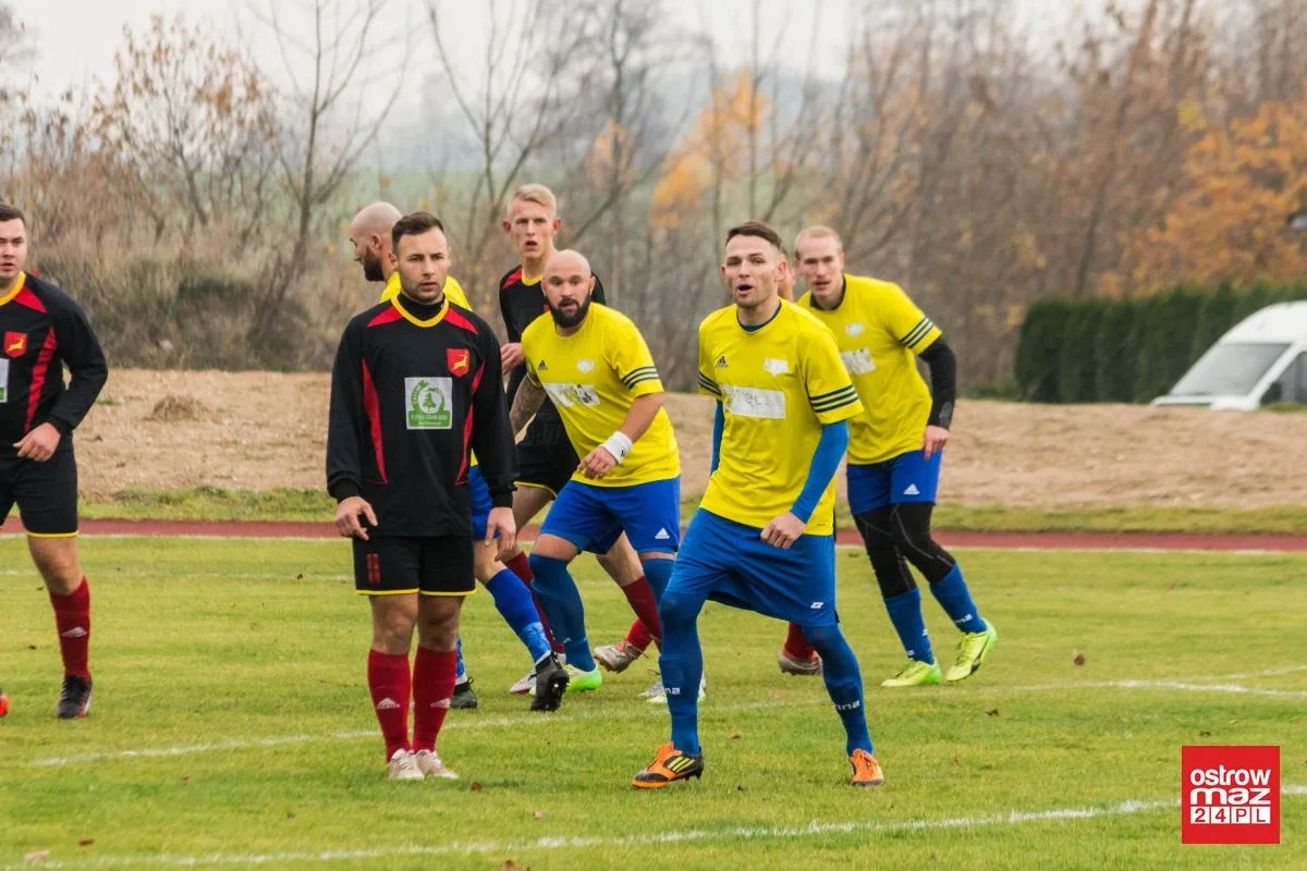 KS Wąsewo na podium po rundzie jesiennej (zdjęcia, wideo, wyniki, tabela)