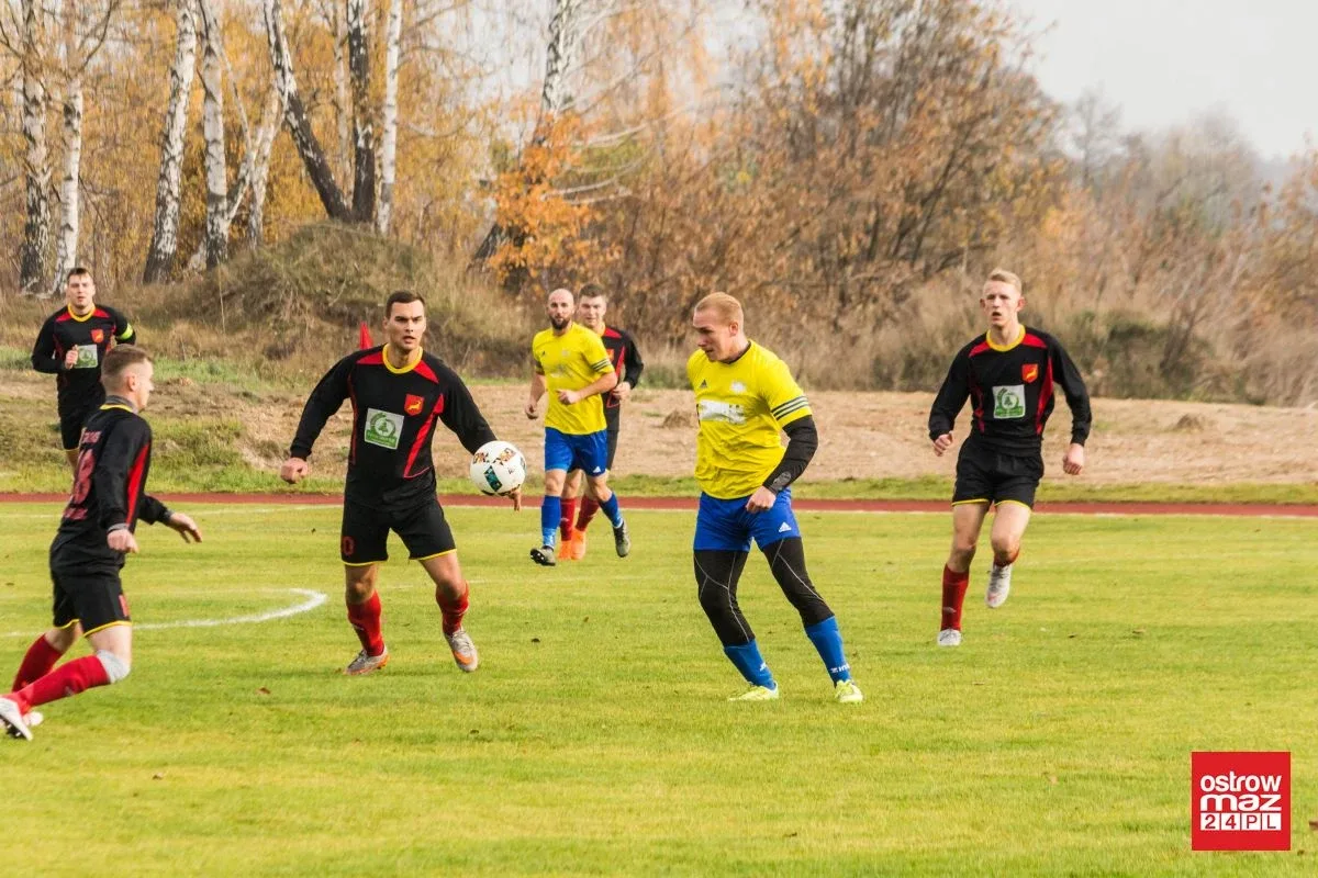 KS Wąsewo na podium po rundzie jesiennej (zdjęcia, wideo, wyniki, tabela)