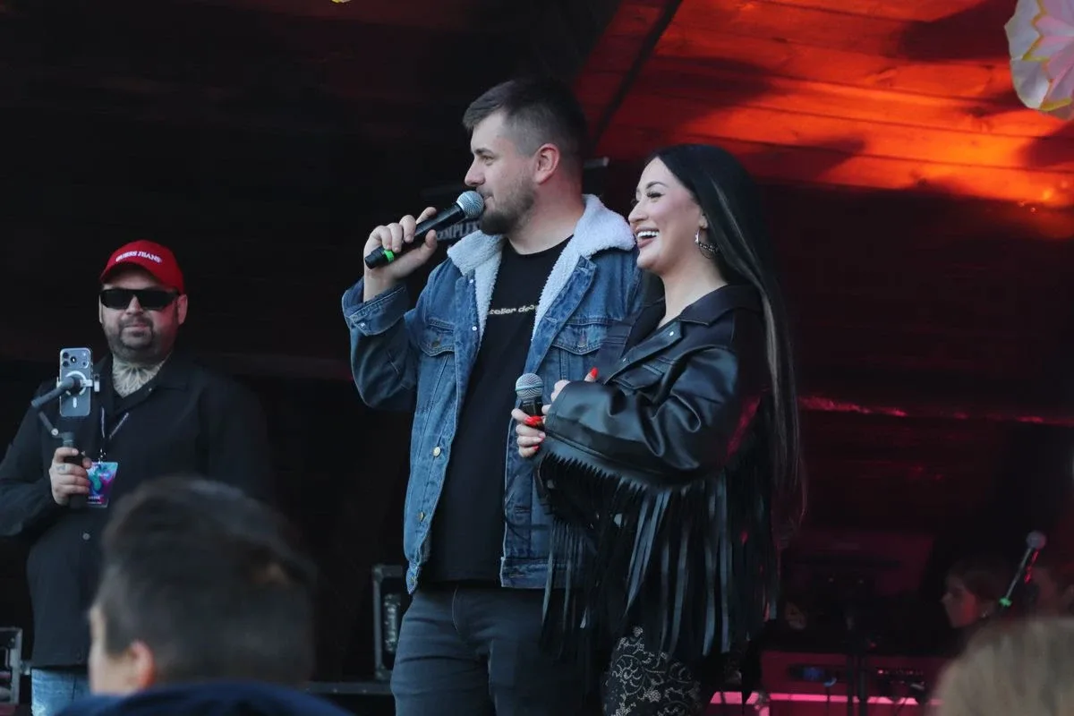 Finał Dni Ostrowi Mazowieckiej. Roxaok przyciągnęła słońce, a zespół Spontan porwał tłumy (zdjęcia, wideo)